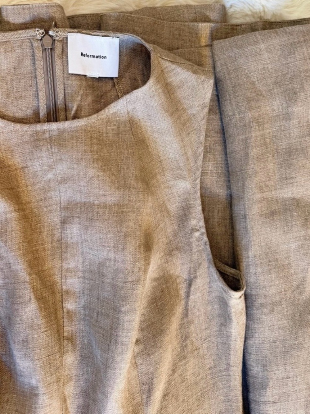 Reformation Cecilia Linen Dress In dark Oatmeal, NEW WITHOUT TAGS, NEVER WORN. - Picture 7 of 7